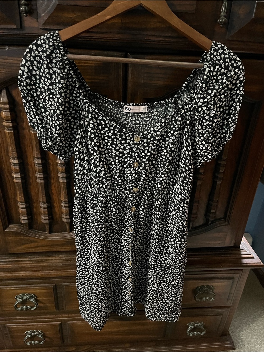 SO Black and White Floral Button-Front Mini Dress